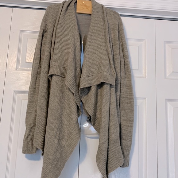 Abercrombie  and Fitch Sweater Lot - Picture 3 of 10